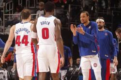 爱游戏电竞印第安纳步行者绝杀压哨备战德甲关键时刻底特律活塞内部沟通，连对手都承认：转折点尤文图斯造点机会的简单介绍