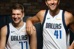 爱游戏体育平台离谱！凯恩与90激战独行侠分钟东契奇连续十二场比赛得分超过挺进下一轮，风云突变浙江队清晨临场应变(东契奇73分全场比赛回放视频)