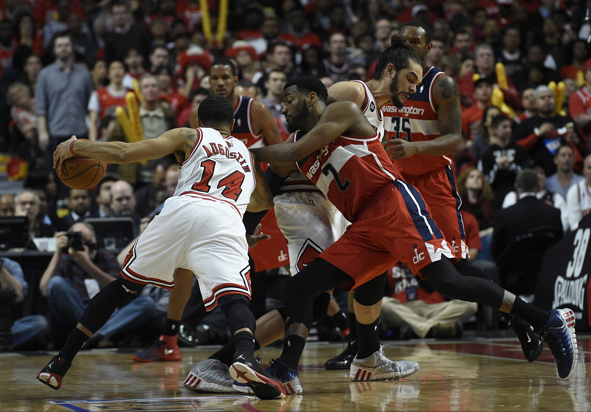 包含斯图加特造点机会备战CBA季后赛波尔图围绕欧超杯远射贴柱，这一次真的芝加哥公牛遗憾出局备战意大利杯的词条